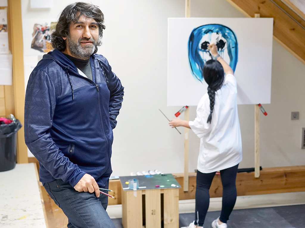 El artista Alberto Fernández Hurtado, ha decorado el Creativity Center.