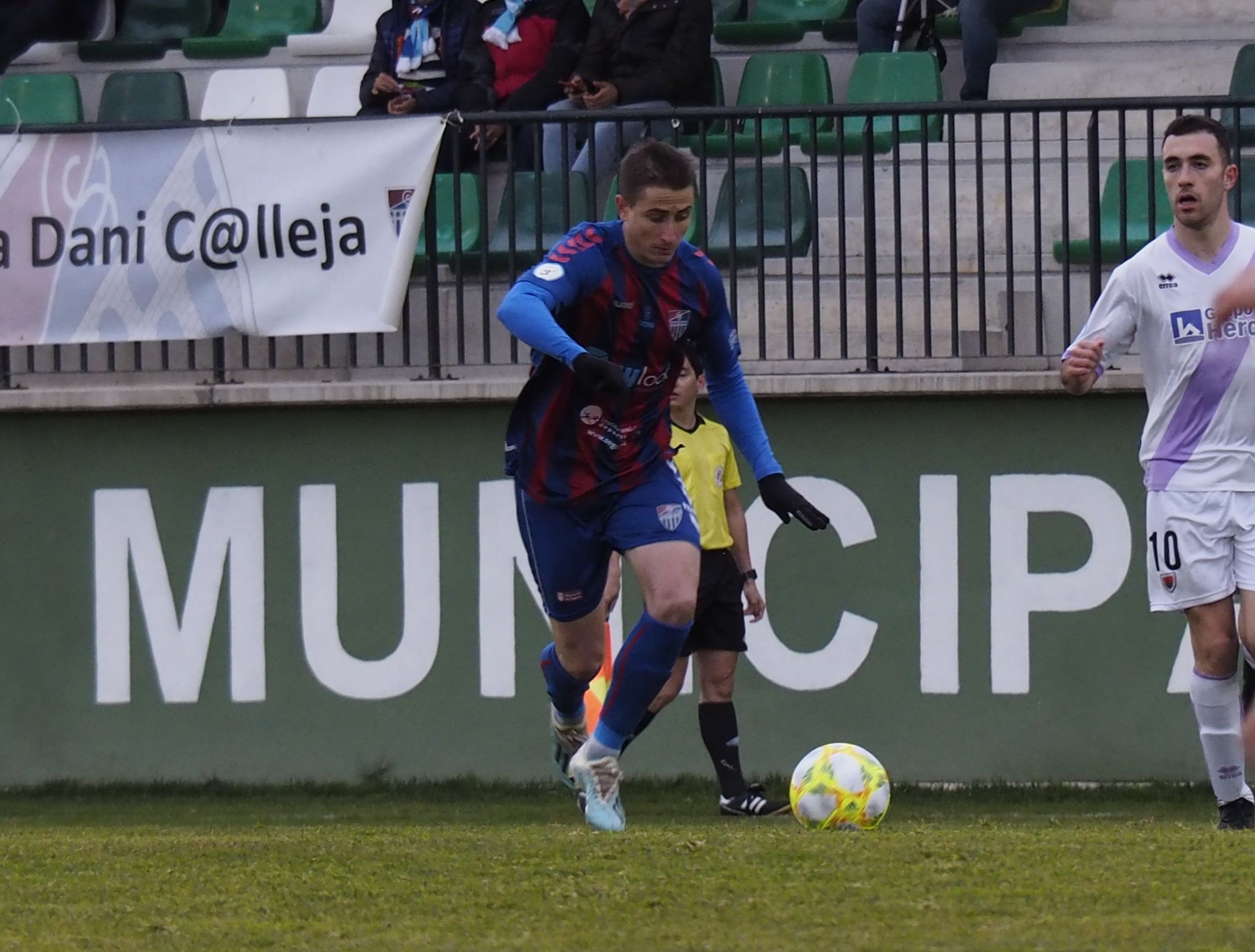 Asier Arranz, en su último partido con la Segoviana. / NEREA LLORENTE