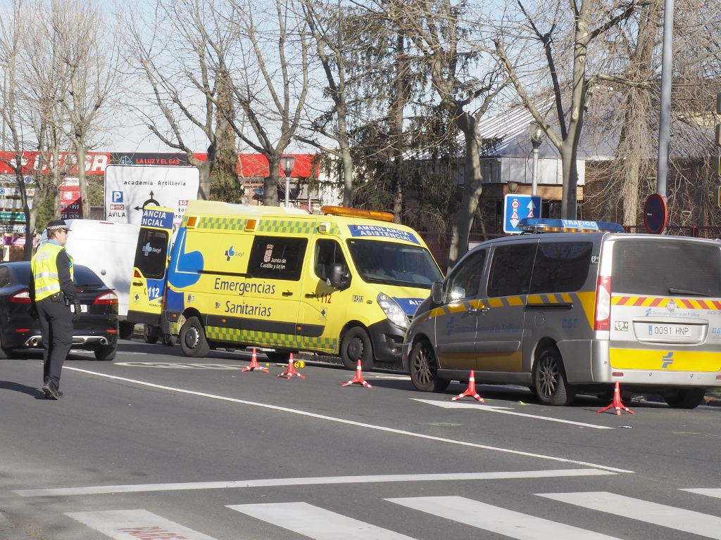 Policía, DGT y Emergencias Sanitarias trabajan en otro accidente. / Nerea Llorente