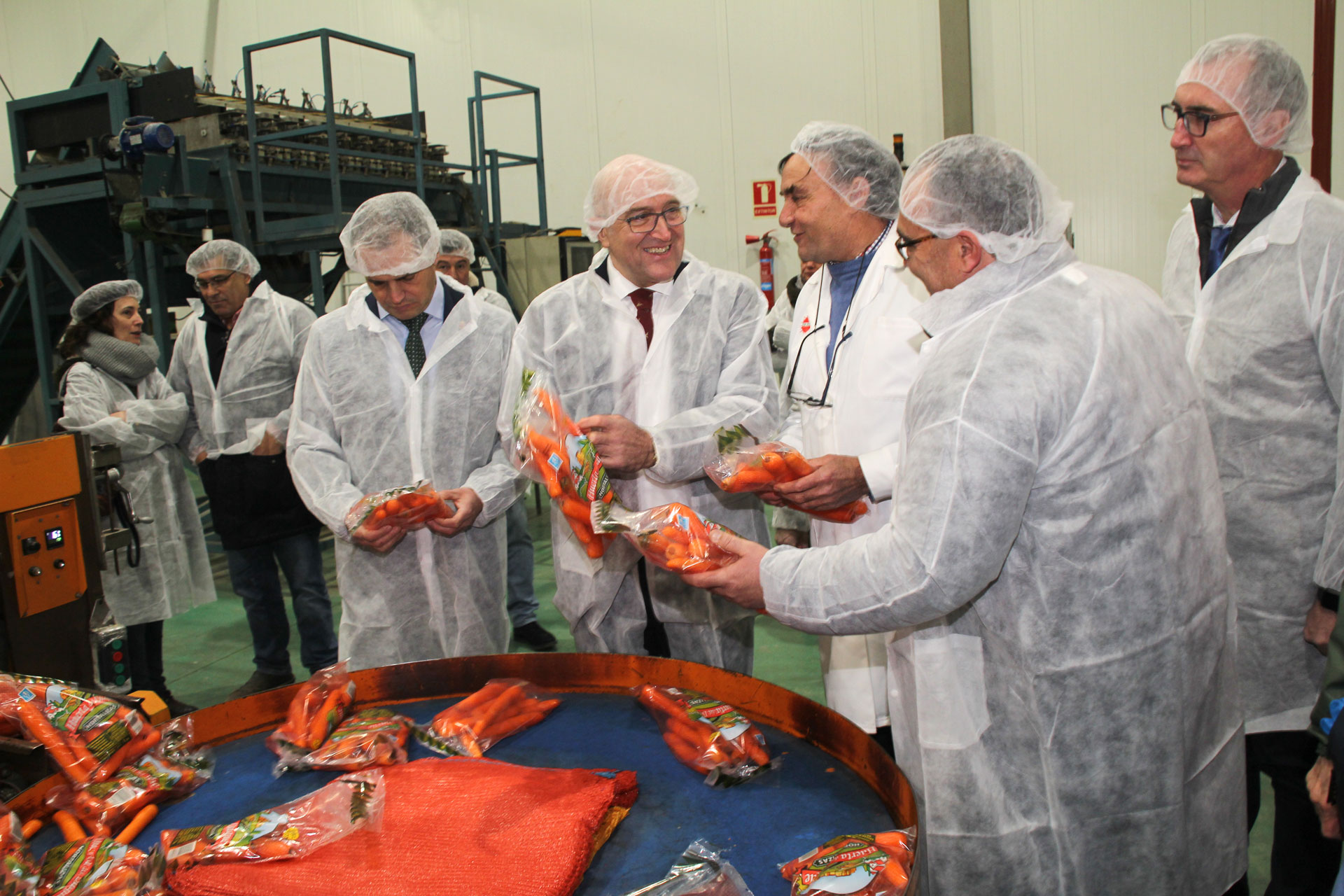 Visita del Consejero de Agricultura a la Cooperativa Glus I