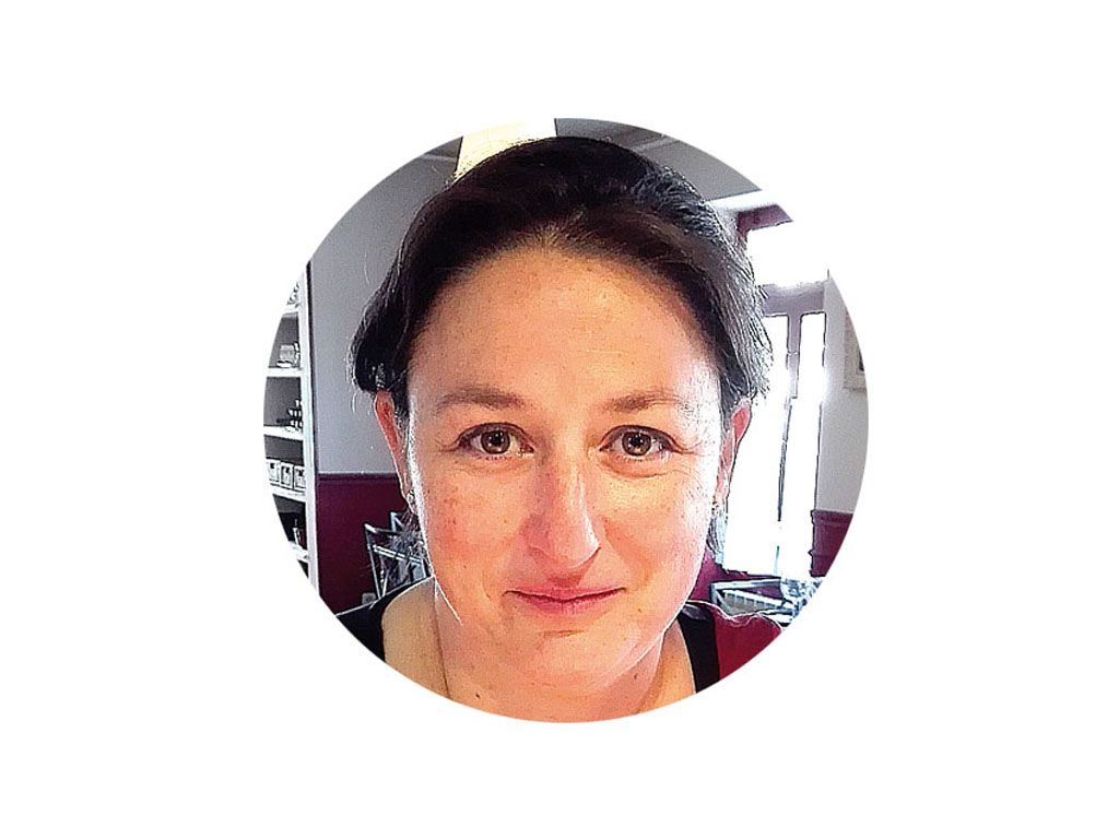 ISABEL CODINA EL ESPINAR 1