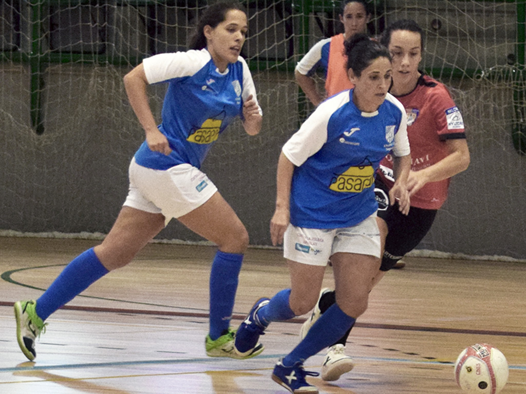 Laura Lorrente, baja las próximas semanas, ante el Villacañas. / ROCÍO PARDOS