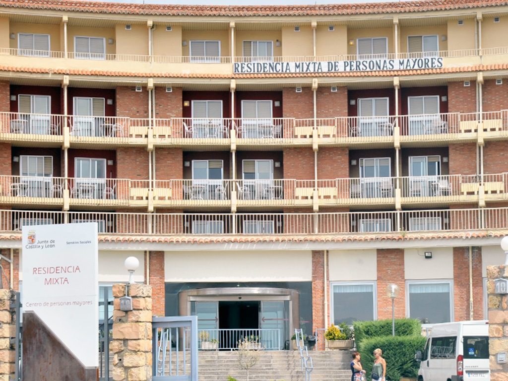 La Residencia Mixta de Personas Mayores depende de la Gerencia de Servicios Sociales. KAMARERO