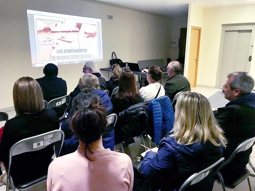 Los talleres de la Diputación sobre sedes electrónicas están recibiendo una buena acogida. / EL ADELANTADO