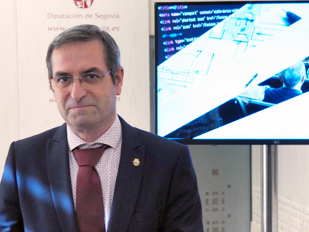 El diputado Jaime Pérez habló de  proyectos de Recursos Humanos y Gobierno Interior. /KAMARERO