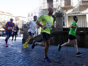 Ner Atletismo Carrera Monumental 36