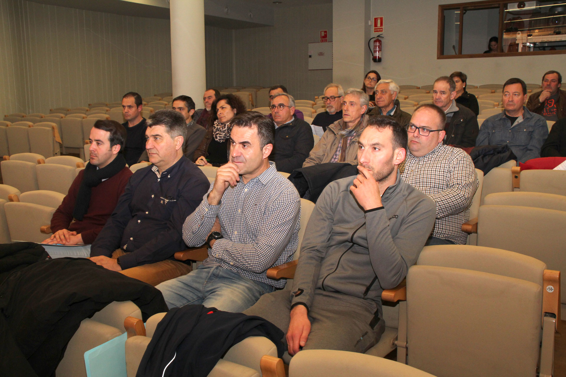 Representantes de los pueblos de la Comunidad de Villa y Tierra. /C.N.
