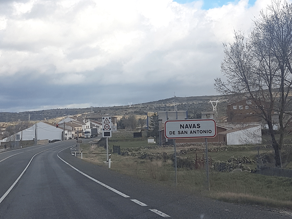 Carretera N-VI a la altura de Navas de San Antonio donde se produjo el trágico accidente./E.R.