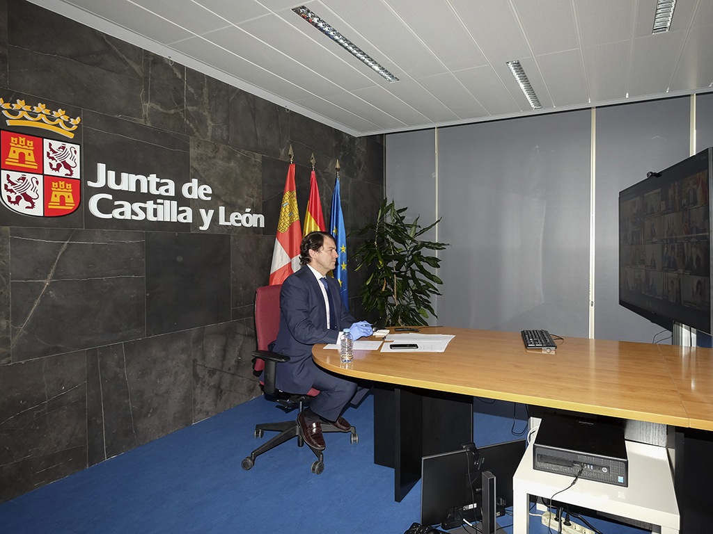 Alfonso Fernández Mañueco, durante su videoconferencia con los presidentes autonómicos y Sánchez. /E.P.