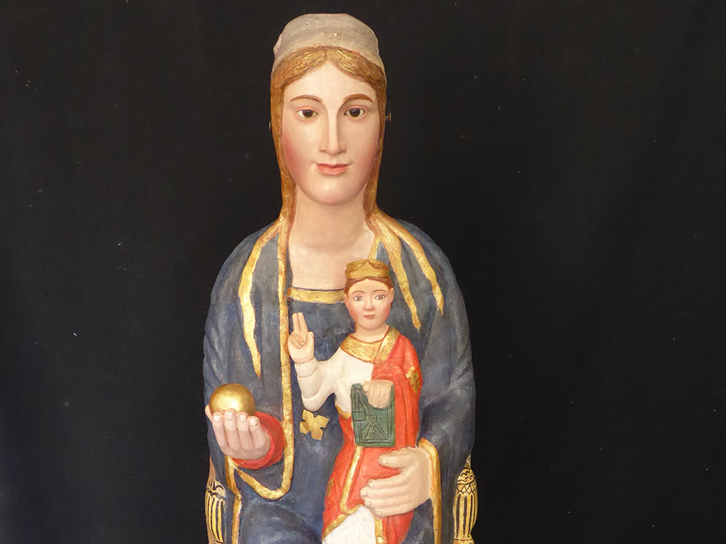 Imagen de la talla restaurada de la patrona de Pinillos./E.A.