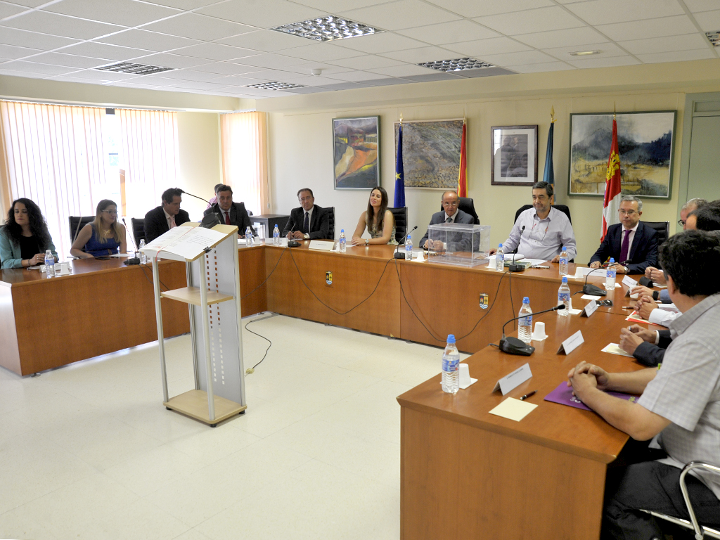 Imagen de archivo de un pleno anterior en el Ayuntamiento de Palazuelos de Eresma.