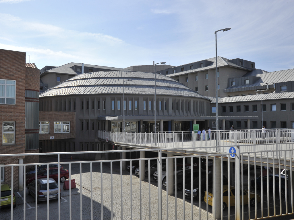 Complejo hospitalario de Segovia, en el que se encuentran hospitalizados los casos de Covid-19. /KAMARERO