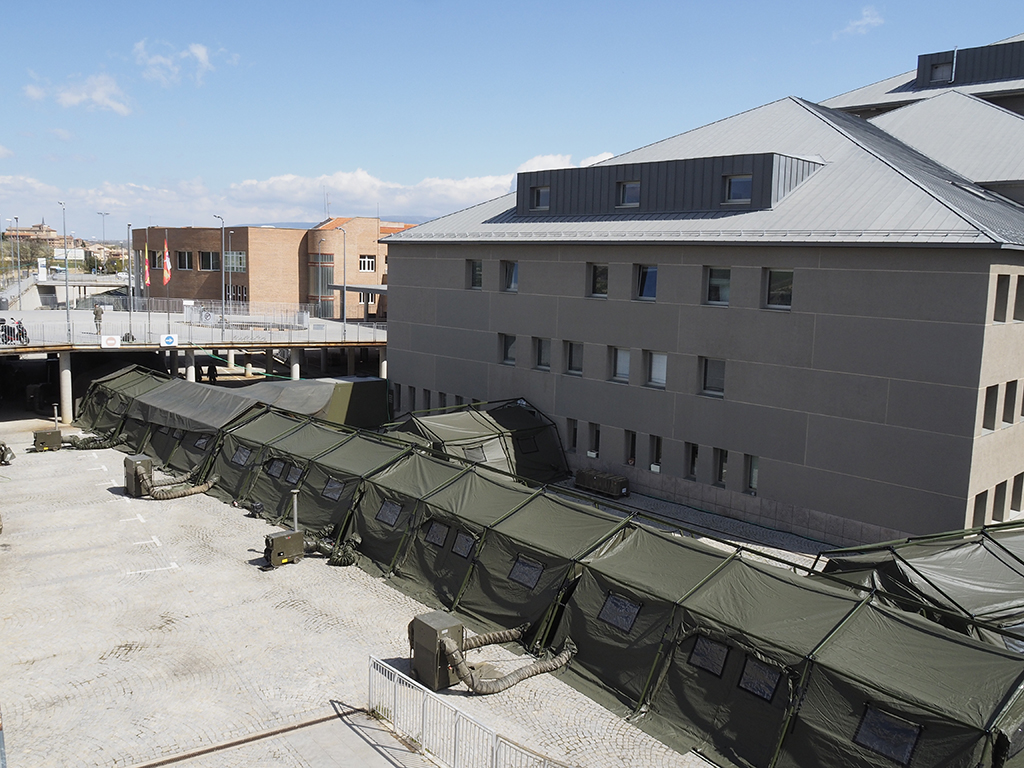 La Junta intenta retrasar el uso del hospital de campaña hasta agotar todos los espacios del ‘General’. /N. LLORENTE