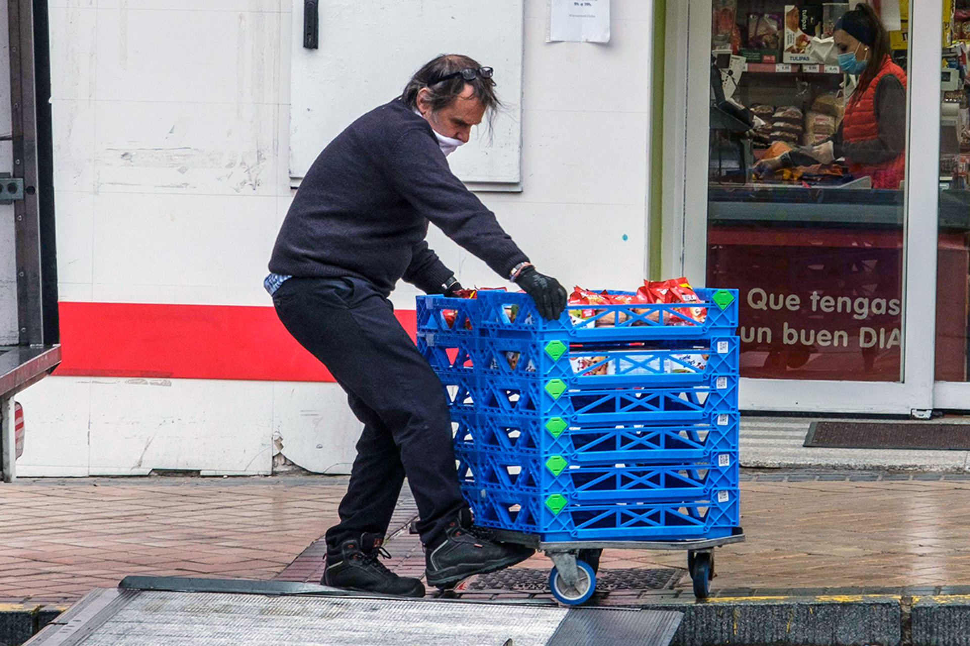 10 2kama Trabajadores Repartidores Coronavirus KAM5298