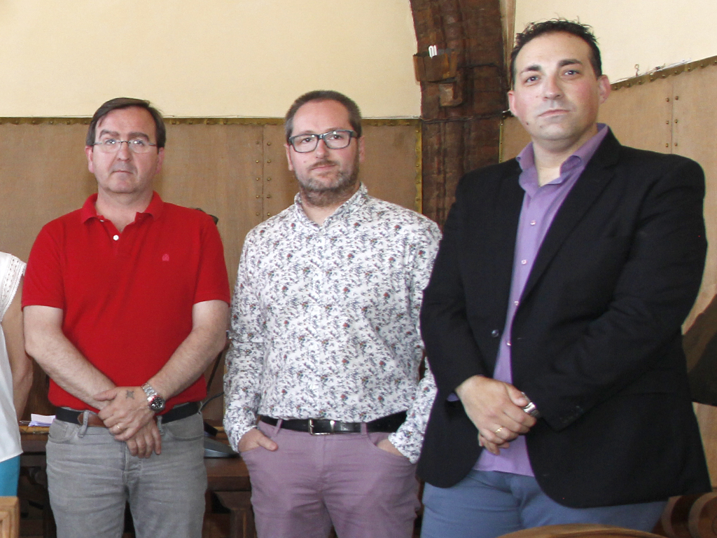 Concejales del grupo municipal Villa de Coca, Andrés Catalina, Jose Luis Sanz y Alberto Jesús Sanz. / Nerea Llorente