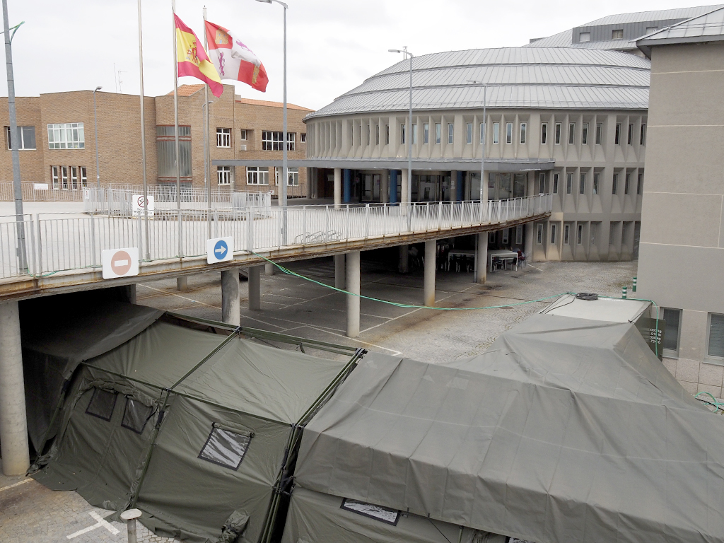 Los responsables sanitarios descartan el uso del hospital de campaña “de momento”./ NEREA LLORENTE