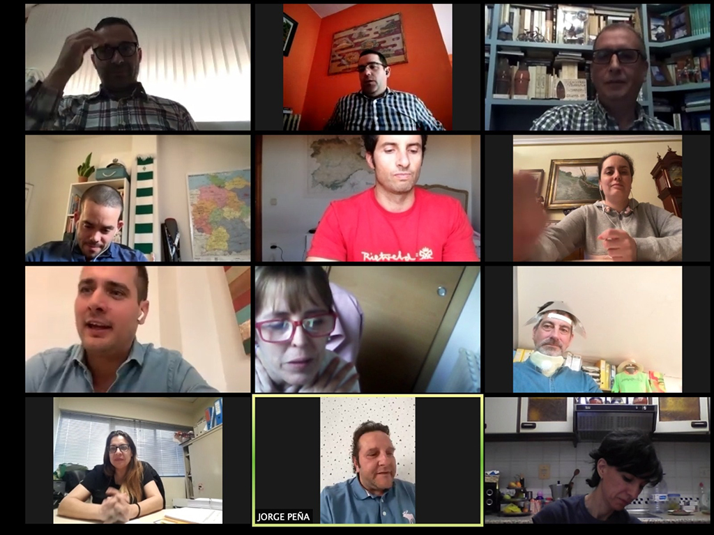 Ediles del PP, en videoconferencia con responsables de ASPACE, Autismo Segovia y las empresas Mundo Laboral y Serigrafía Seisdedos. / E. A.