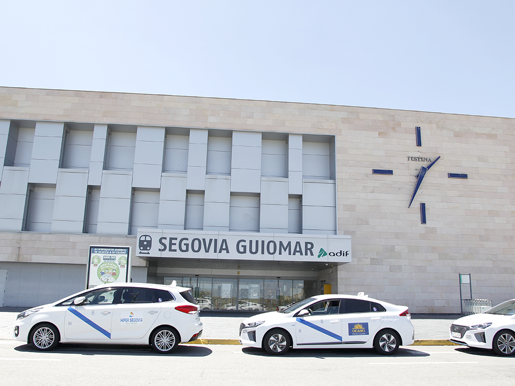 Acceso a la estación de los trenes de alta velocidad de Segovia. /NEREA LLORENTE