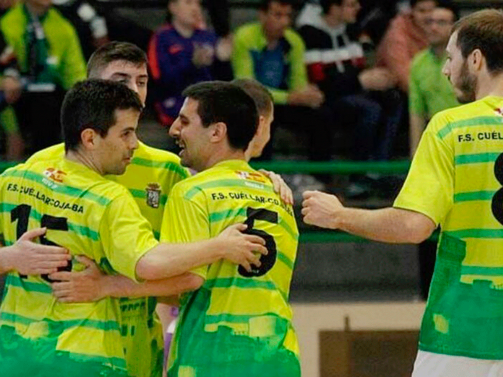Los jugadores del FS Cuéllar celebran un gol. / FS CUÉLLAR