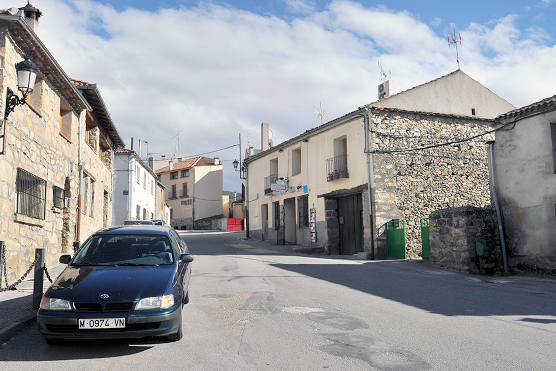 Los vecinos de Navafría saldrán hoy a la calle ya en Fase 1.  /KAMARERO