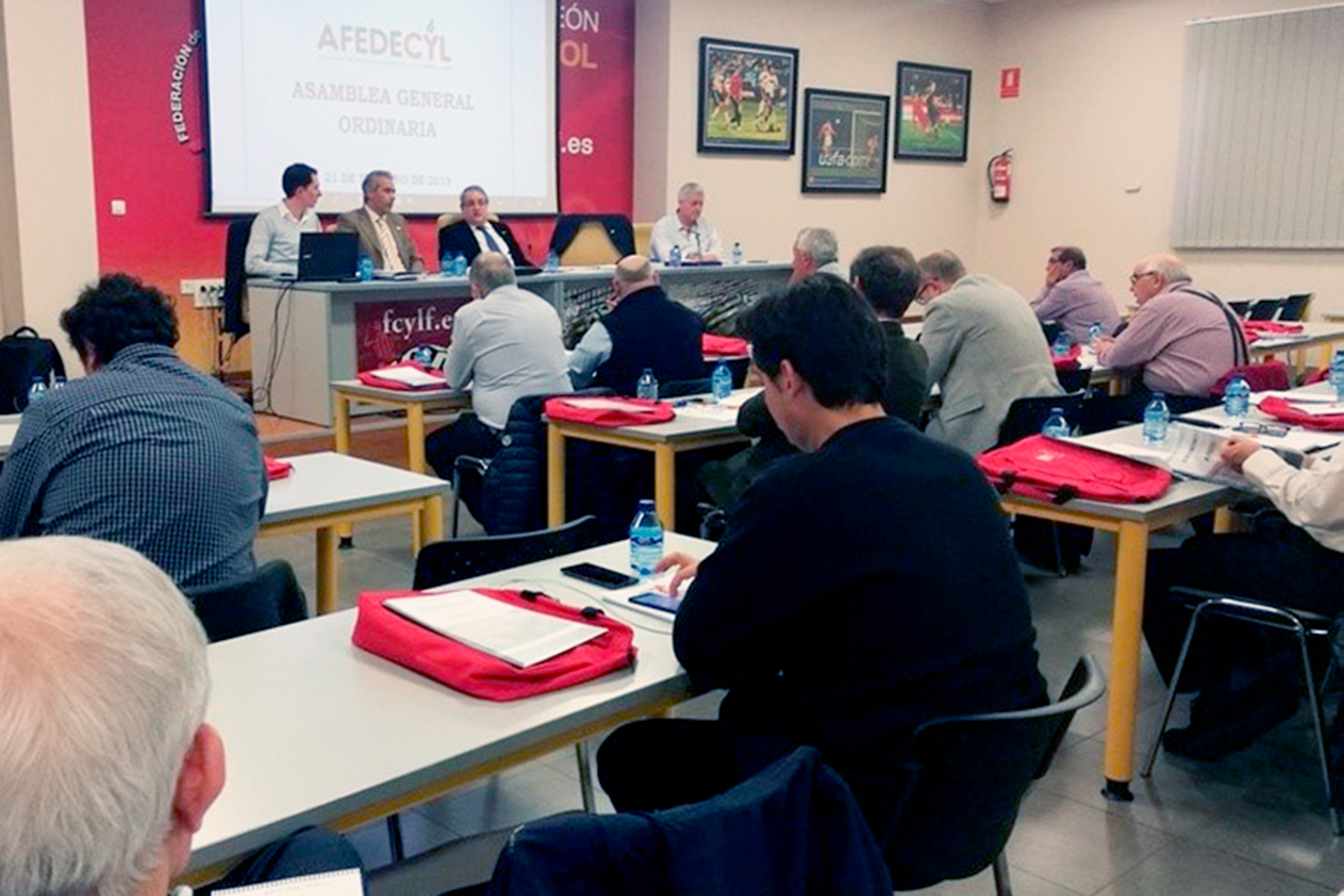 Un momento de la reunión del comité de expertos./ AFEDECYL