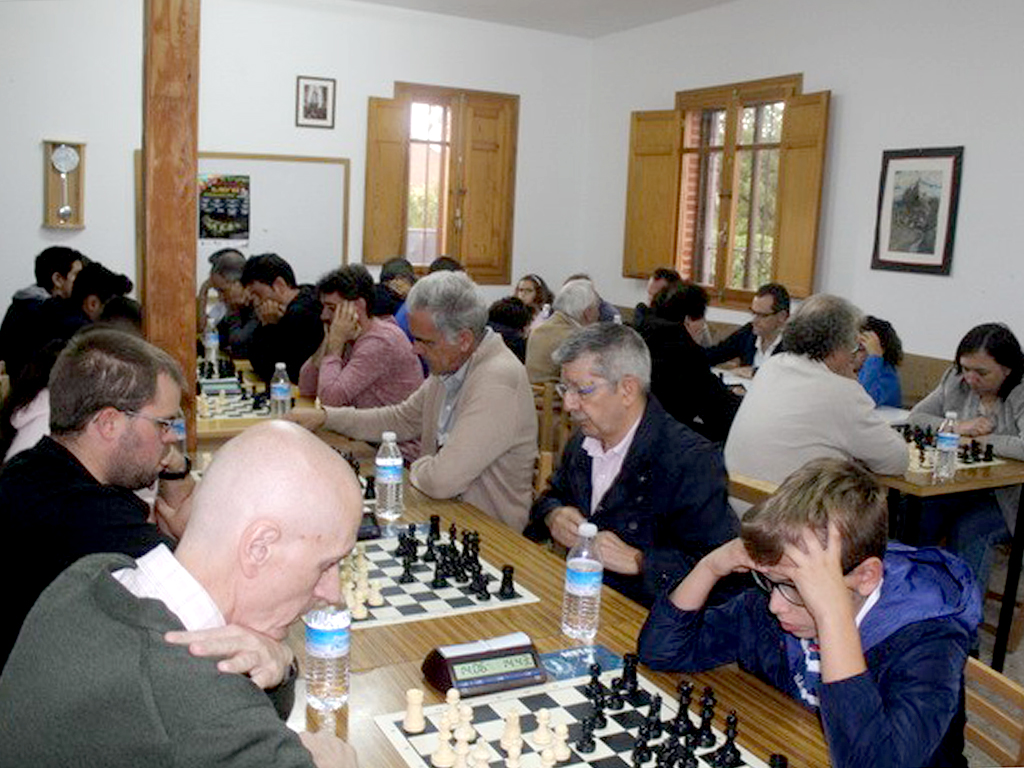 Uno de los torneos de ajedrez del Trofeo Provincial./ DIPUTACIÓN