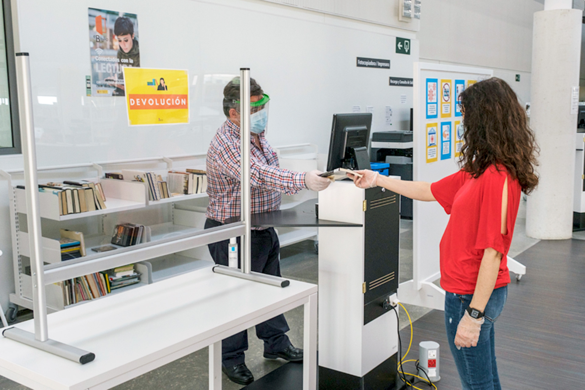 08 2kama Biblioteca Apertura Coronavirus KAM1970