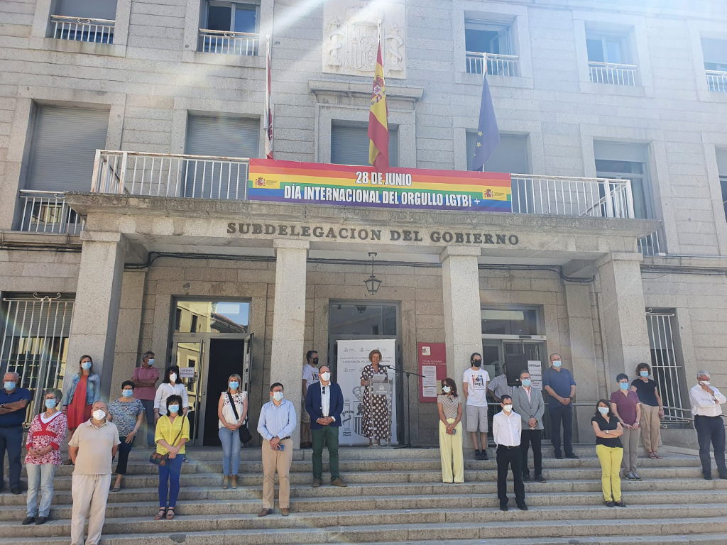 La subdelegada del Gobierno fue la encargada de leer el manifiesto. /E.A.