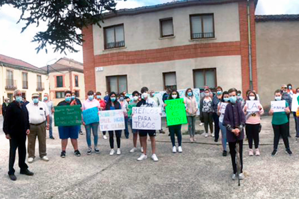 13 3CristinaVirseda veganzones concentracion sanidad publica consultorios