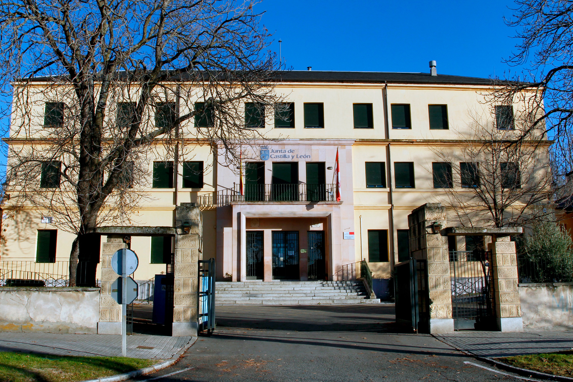 Sede del Servicio Territorial de Sanidad de Segovia. / NEREA LLORENTE