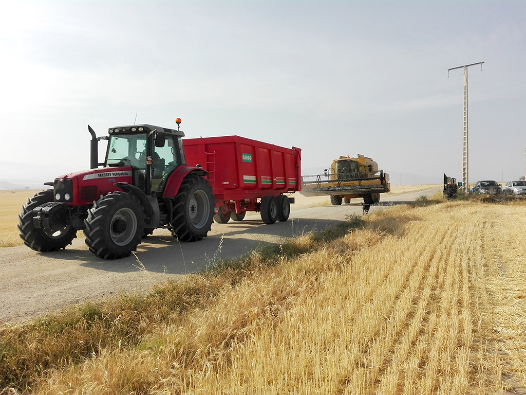 Se podrán financiar operaciones de coches, furgonetas, camiones, tractores, entre otros. / NEREA LLORENTE