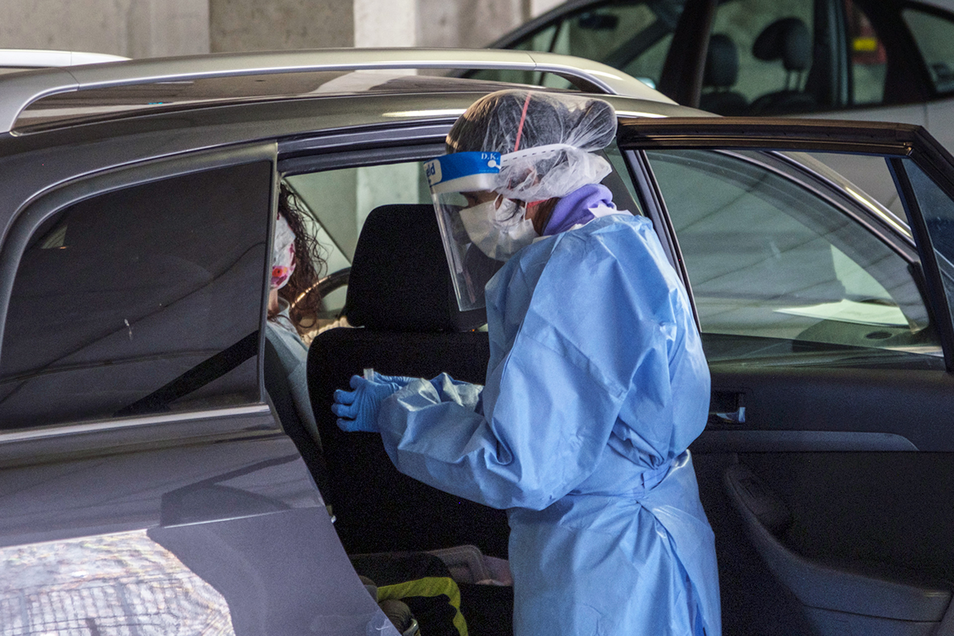 Personal Sanitario del Hospital General de Segovia realiza test PCR. / KAMARERO