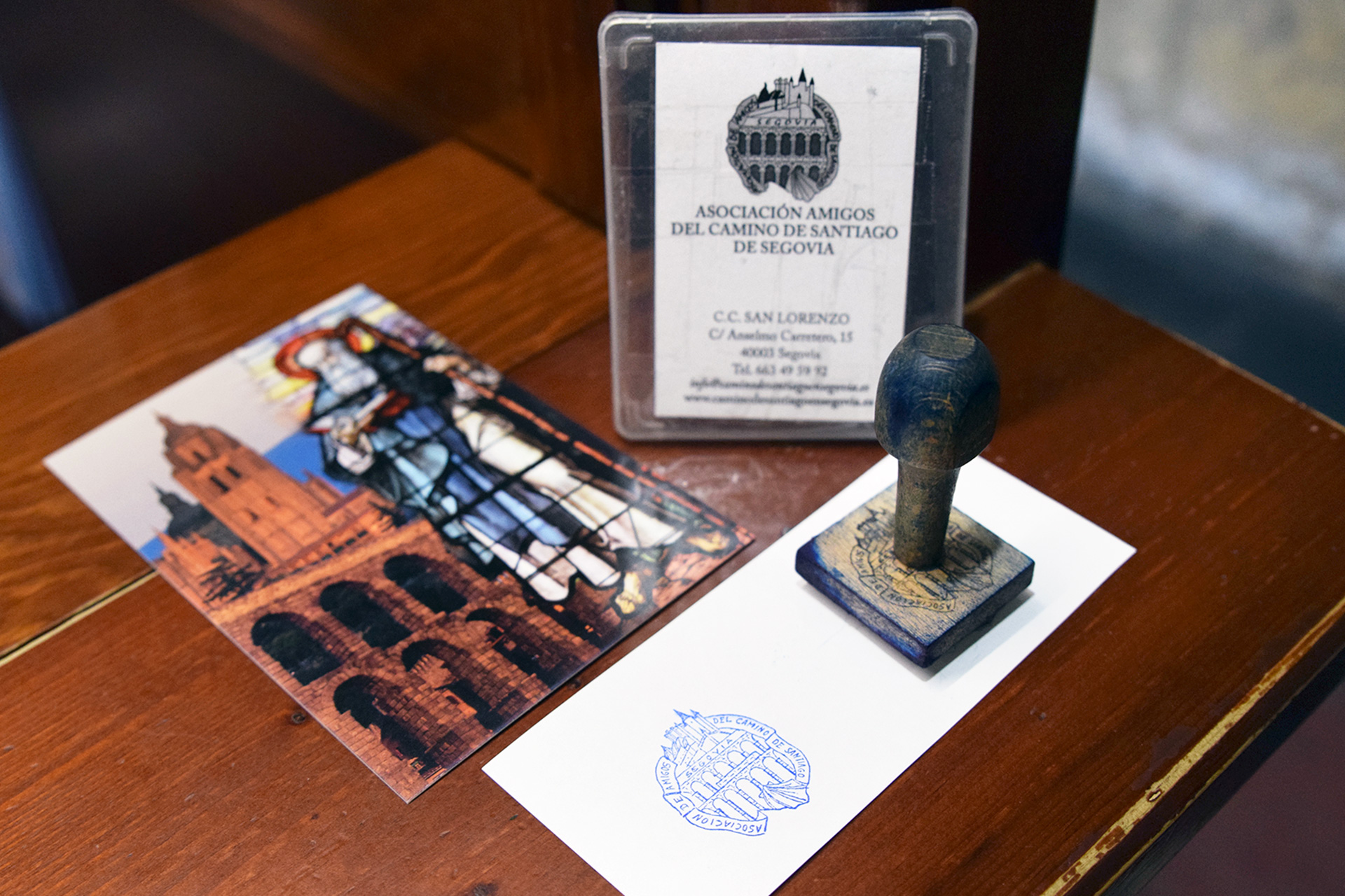 Los peregrinos siguen pidiendo credenciales en Segovia para dar testimonio de que han pasado por la provincia. /KAMARERO