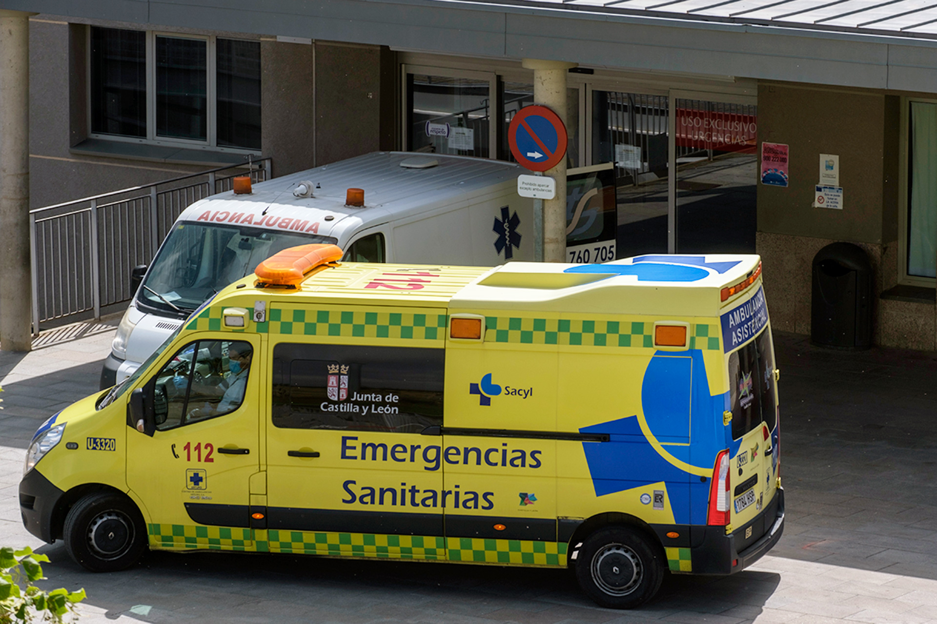 07 1kama Hospital General Coronavirus Ambulancia Emergencias Arturo KAM4901