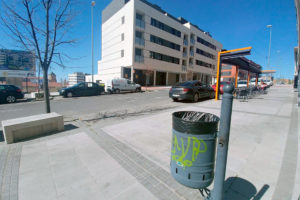 La nueva gestión de los residuos comenzará con la renovación de contenedores 2 07papelera1