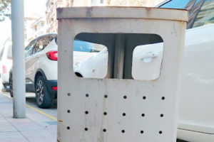 La nueva gestión de los residuos comenzará con la renovación de contenedores 4 07papelera3