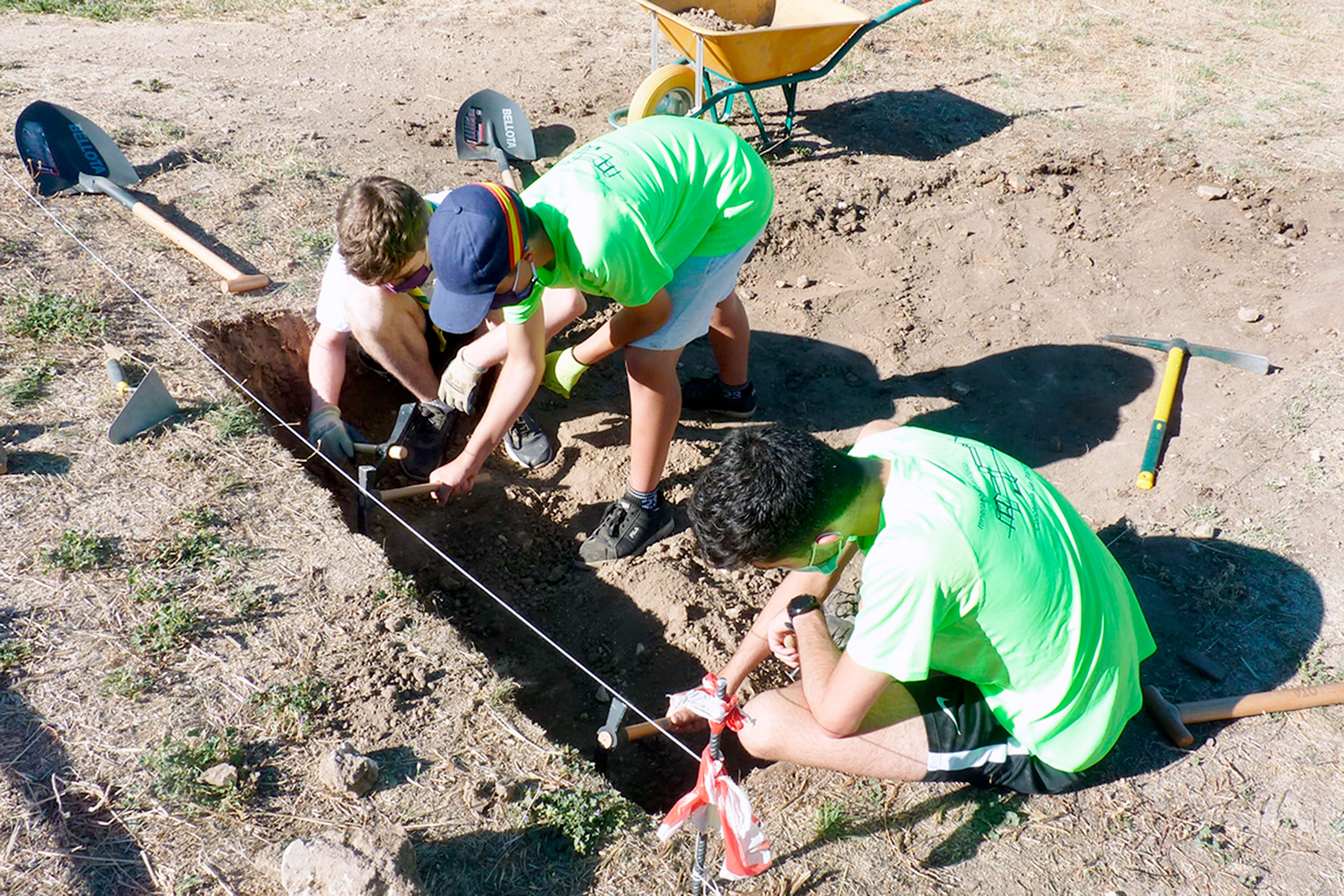 Participantes de la actividad 'Segovia Joven y la Senda de los Suspiros'. / E. A.