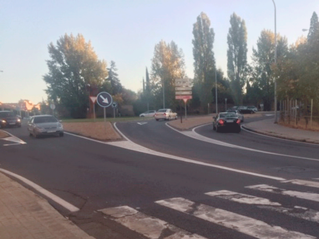La avenida de Juan Carlos I de la capital segoviana, en su conexión con las de Padre Claret y Juan de Borbón. / E. A.