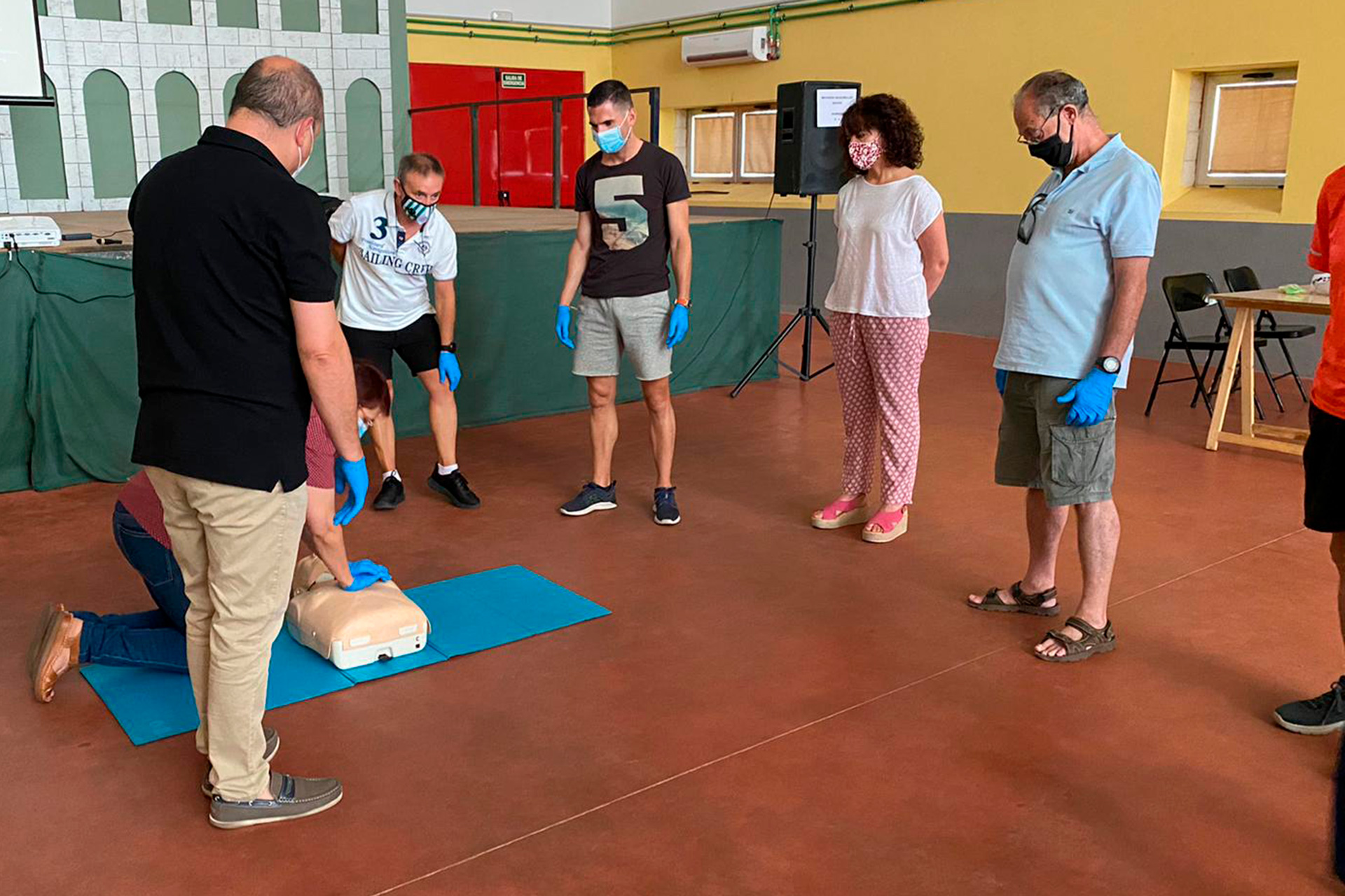 Participantes en el curso impartido en la localidad.  /E.A.