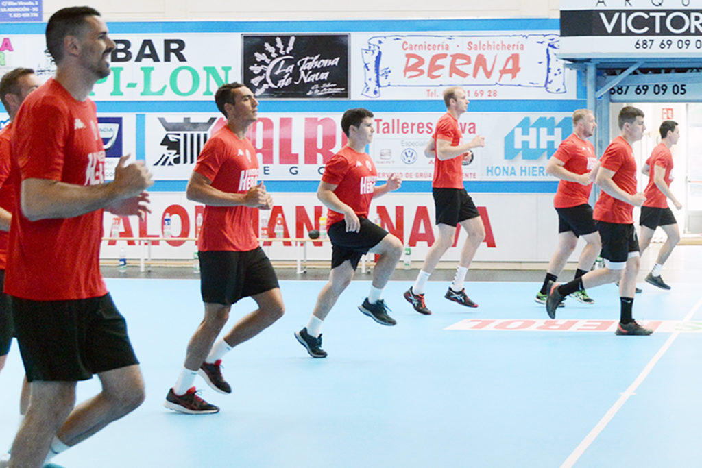 Test especial para cerrar la pretemporada 2 27 2 balonmano Primer entrenamiento VH Nava 3