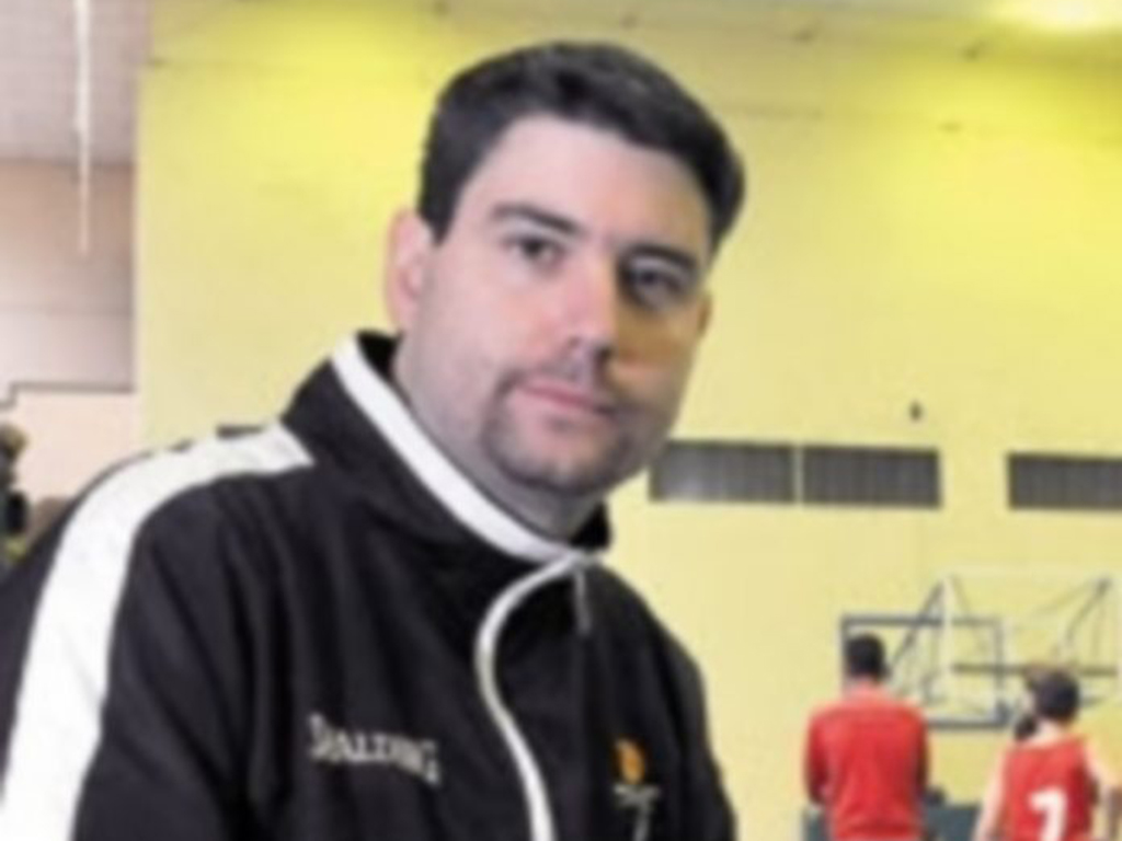 Mauro Martín./ KAMARERO