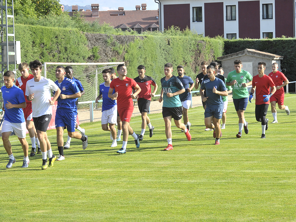 Entrenamiento de la pasada pretemporada del CD La Granja. / KAMARERO