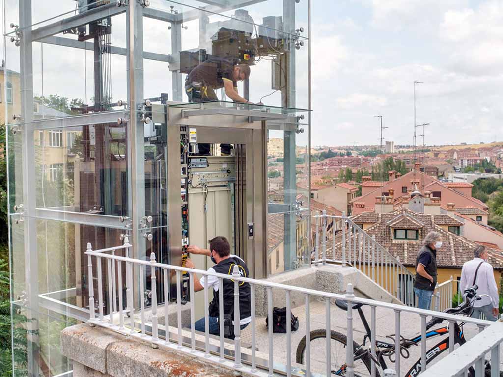 Los técnicos tuvieron que resolver problemas técnicos detectados tras su puesta en servicio. / KAMARERO