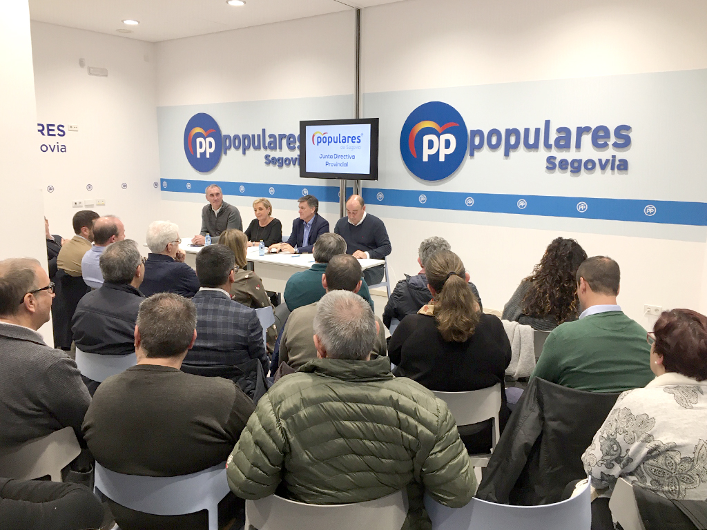 Los parlamentarios volverán a recibir a los ciudadanos. / EL ADELANTADO