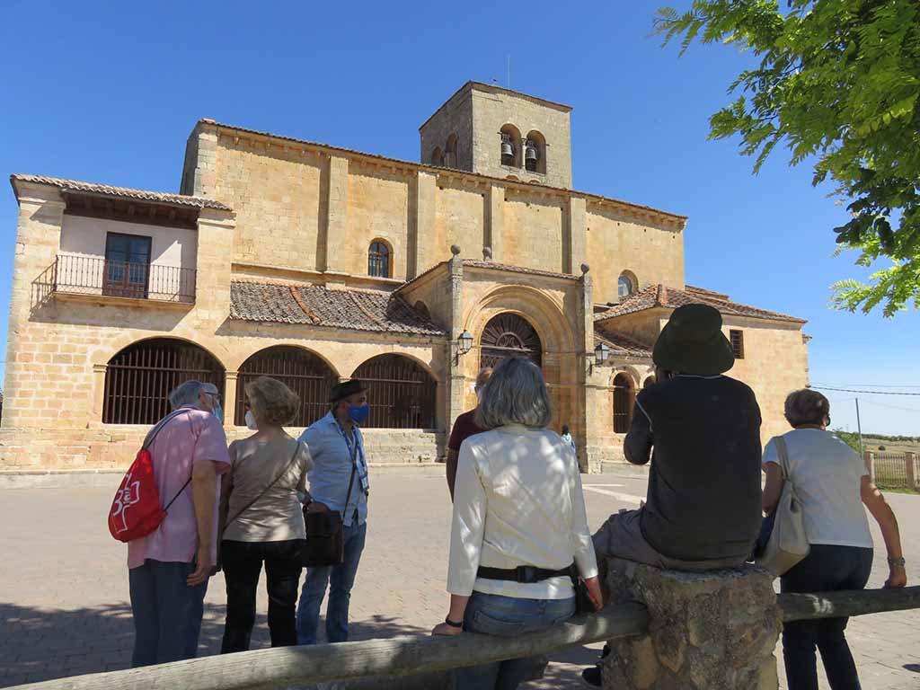 Una visita a templos del románico segoviano. / E.A