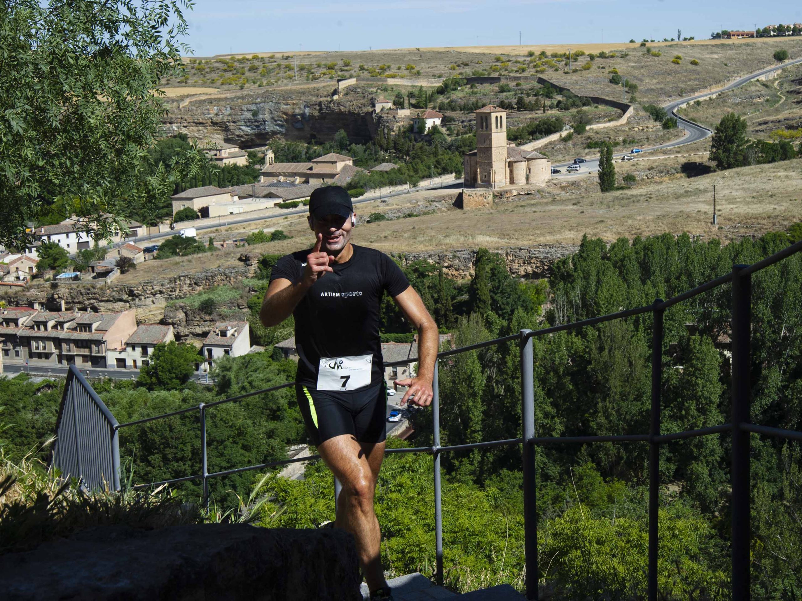 Atletismo Carrera Monumentrail KAM1647 scaled