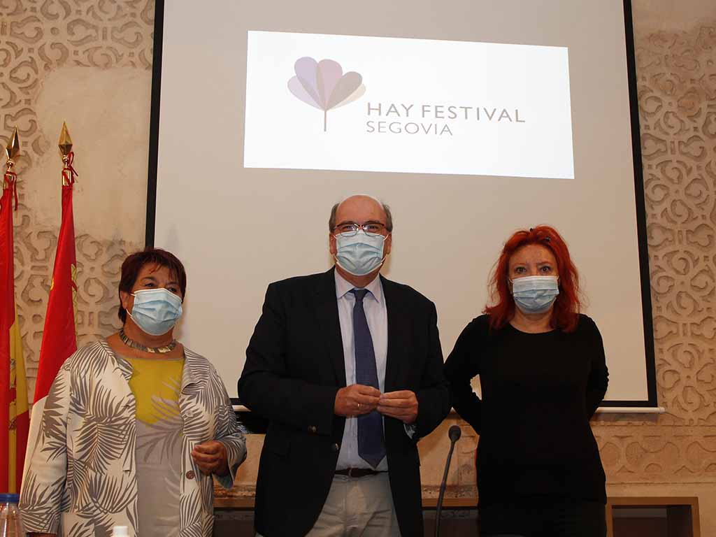 Clara Luquero, José Ramón González, Sheila Cremaschi. / NEREA LLORENTE