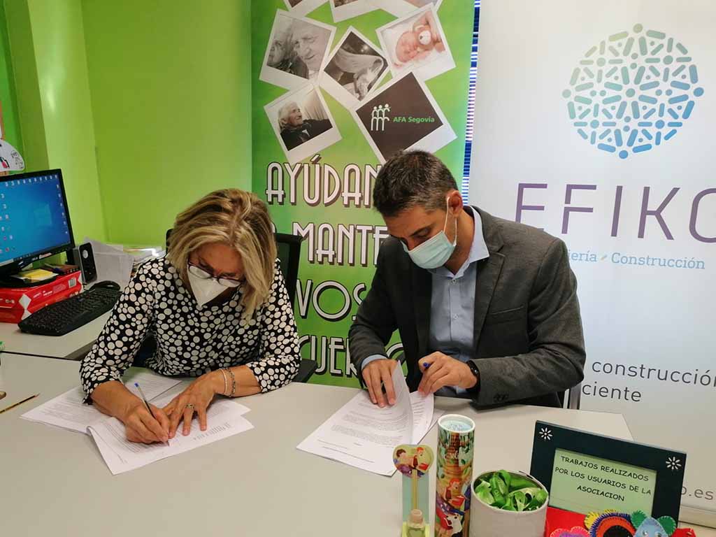 La empresa Efiko construirá el Centro de Alzheimer de Segovia 1 Firma del contrato de construcción del centro. / E.A