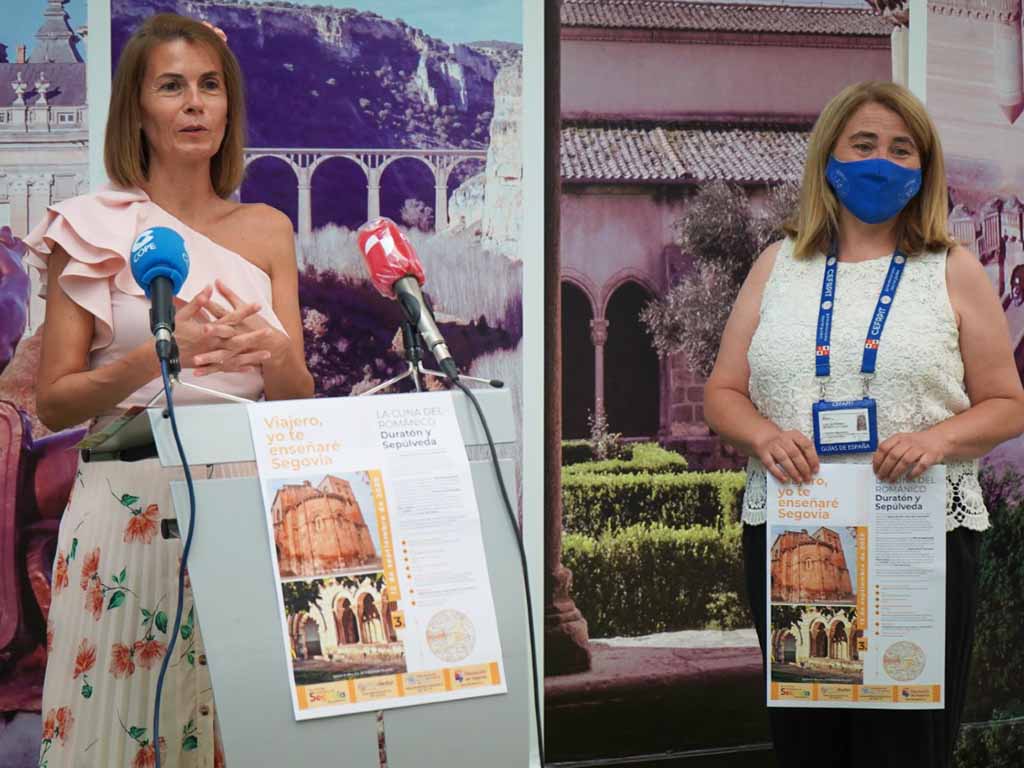 Presentación de 'Viajero, yo te enseñaré Segovia', con Magdalena Rodríguez y Eva Torres. / EL ADELANTADO