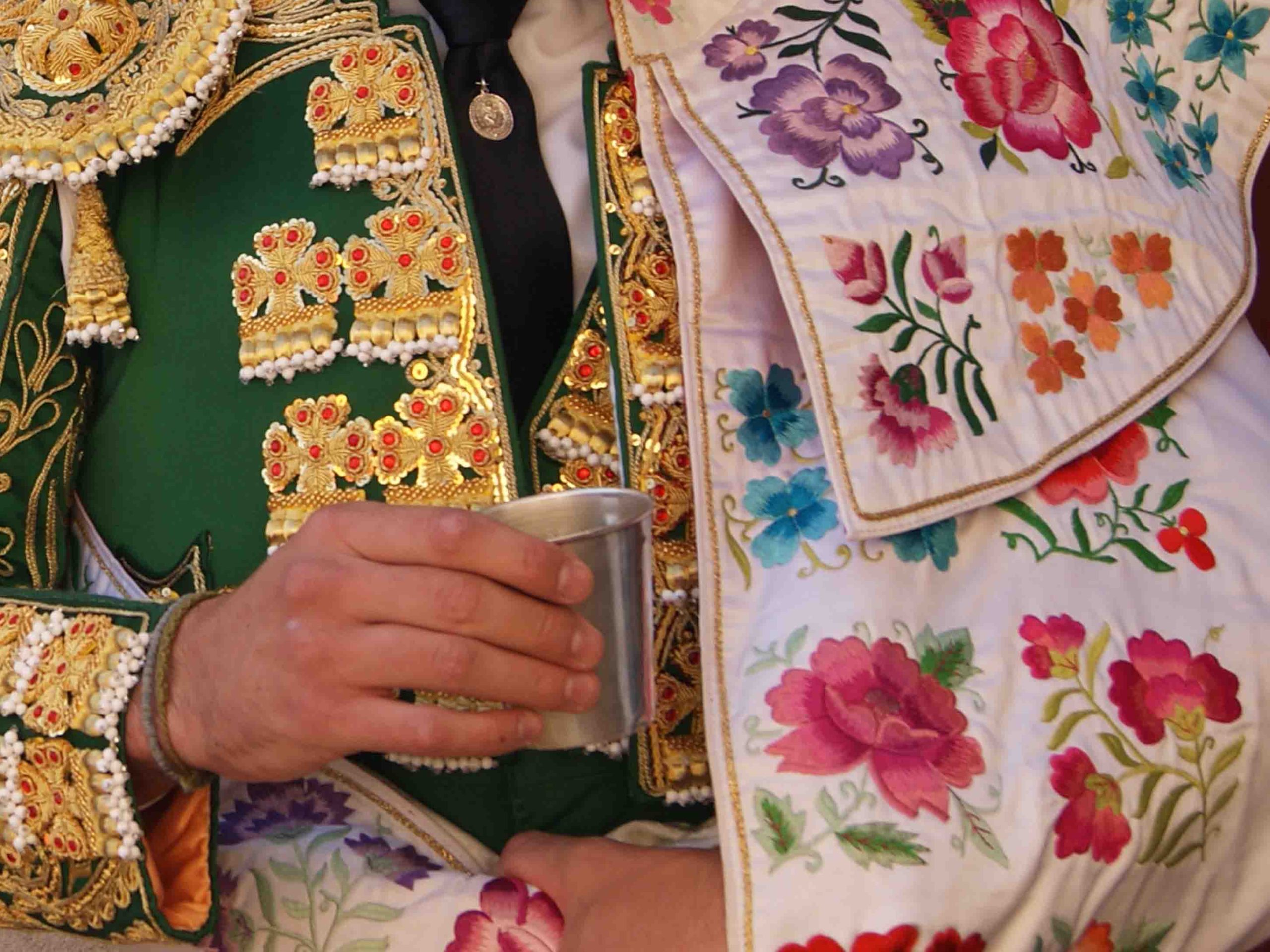 El circuito de novilladas se desarrollará de mayo a octubre 1 Detalle de un torero, en el patio de cuadrillas. / A.M.